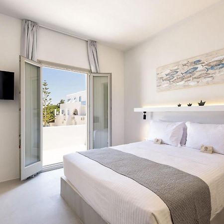 Peven Suites Náousa Buitenkant foto