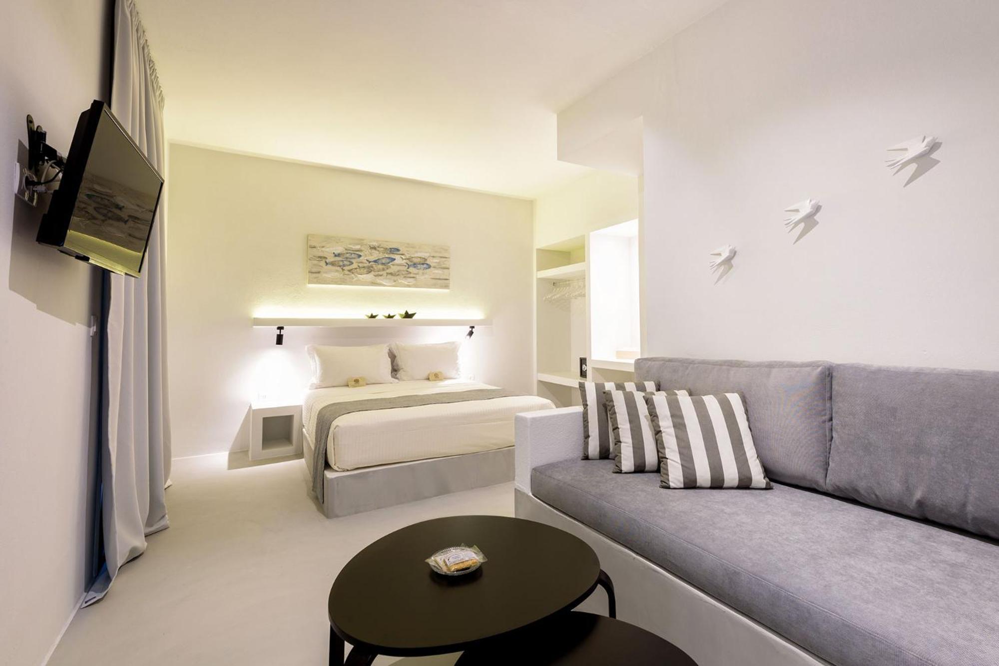 Peven Suites Náousa Buitenkant foto