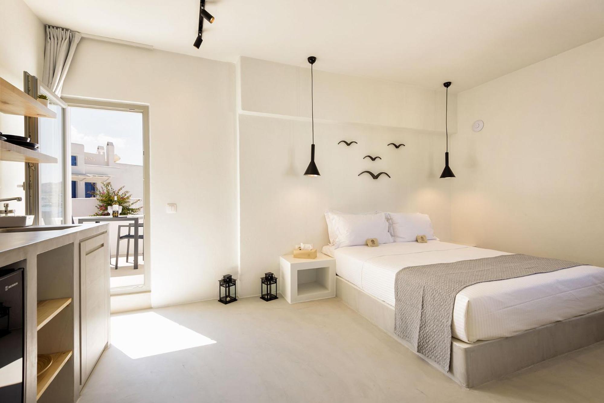 Peven Suites Náousa Buitenkant foto