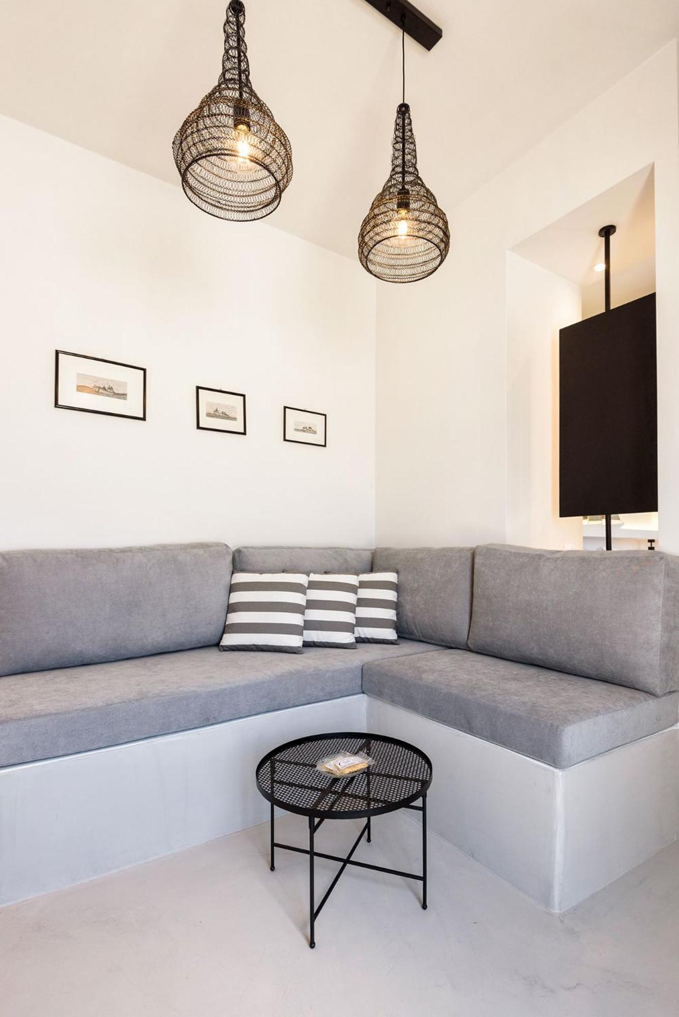 Peven Suites Náousa Buitenkant foto