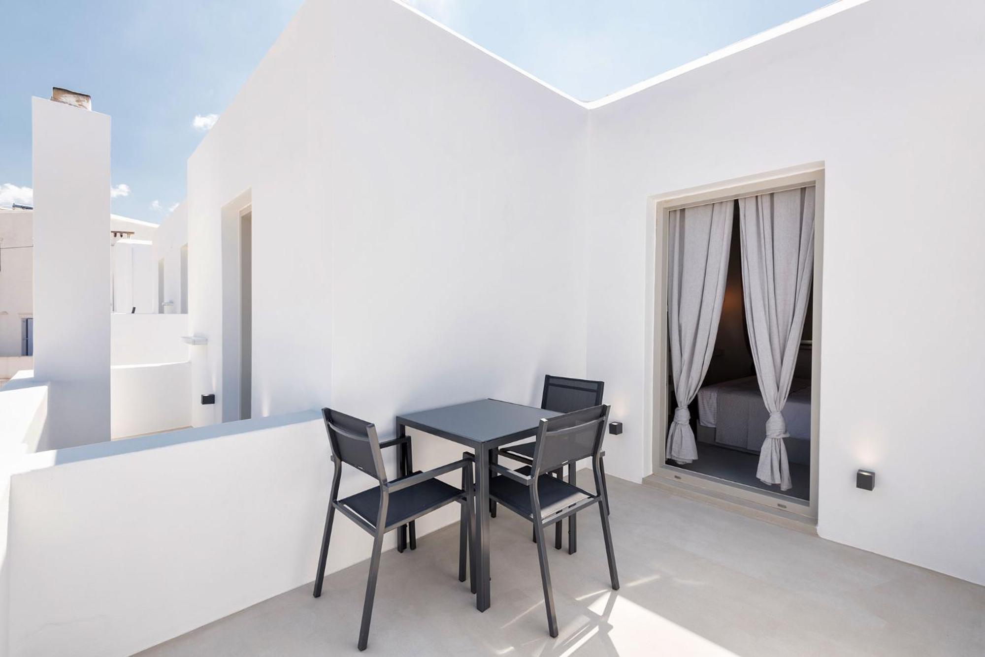 Peven Suites Náousa Buitenkant foto
